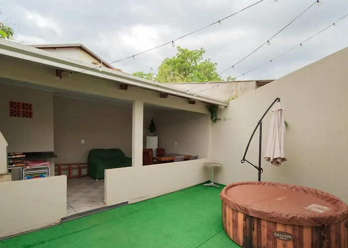 Casa Com Wi-Fi, Jacuzzi, Garagem E Petfriendly